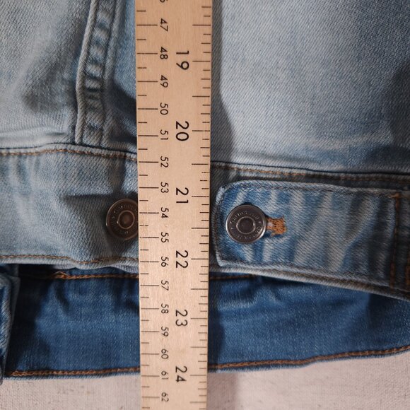 Garnet Hill Relaxed Denim Jeans Jacket Womens Size 8 Organic Cotton Blend - Picture 6 of 15